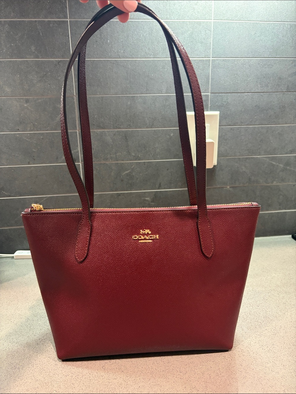 Coach- Fiona Zip Tote in Merlot
